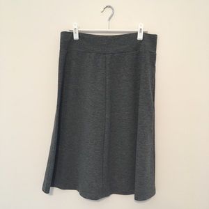 Like New Lands’End A-Line Gray Skirt